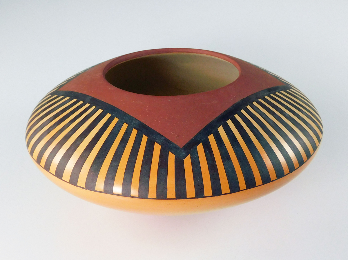 Garrett Maho Hopi Modernist Jar