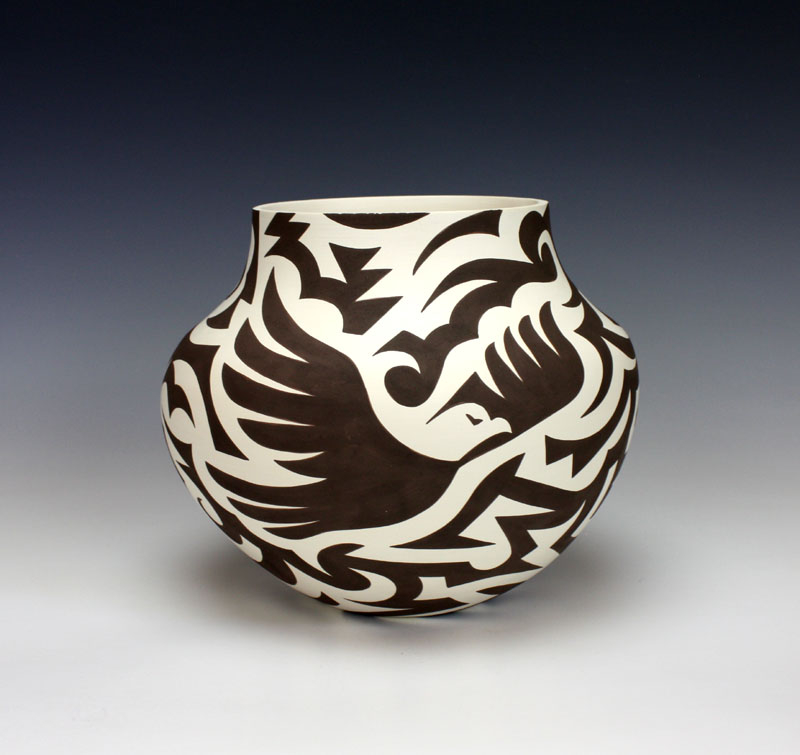 Acoma Pueblo Native American Indian Pottery Eagle Jar