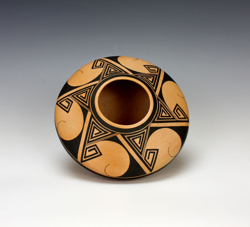 Hopi Native American Indian Pottery Star Jar