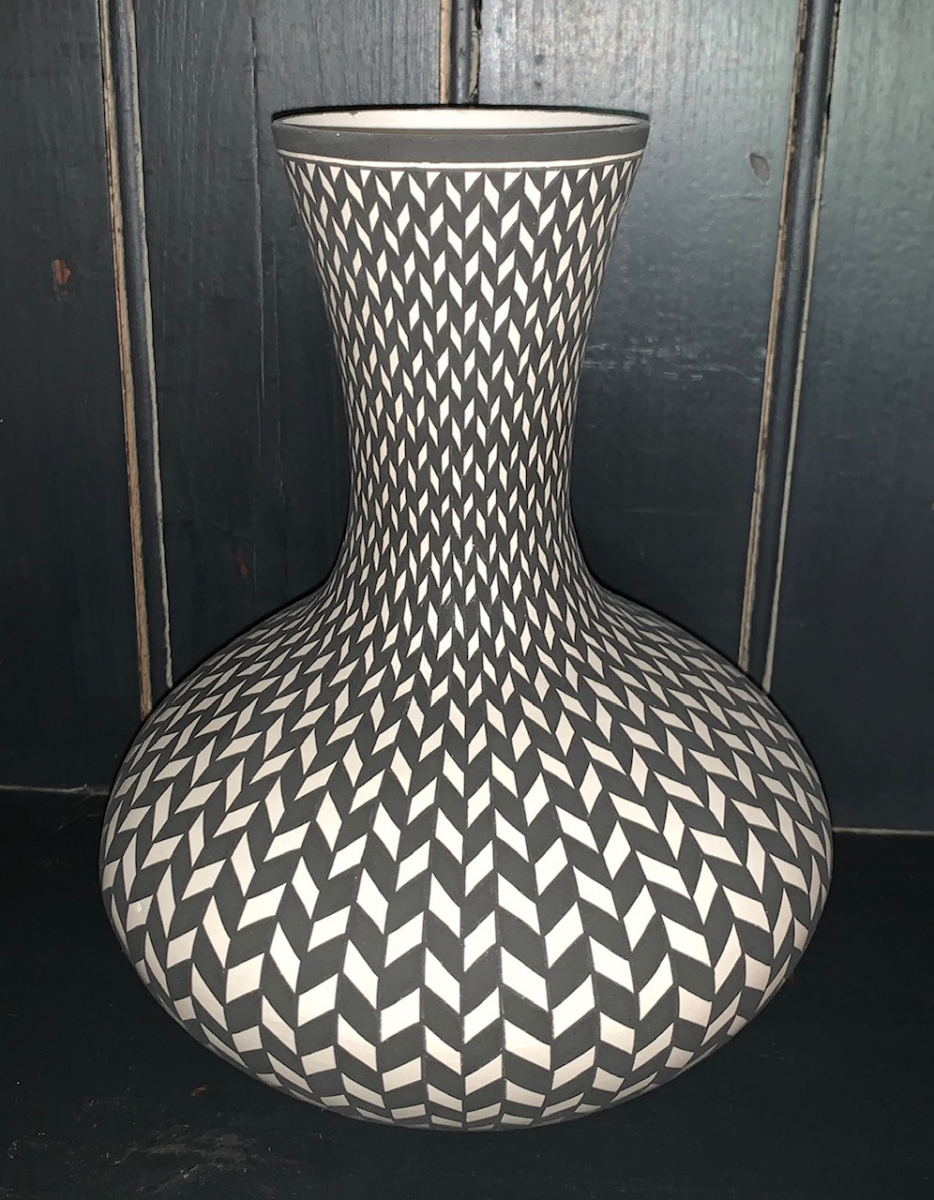 Tailfeather Vase