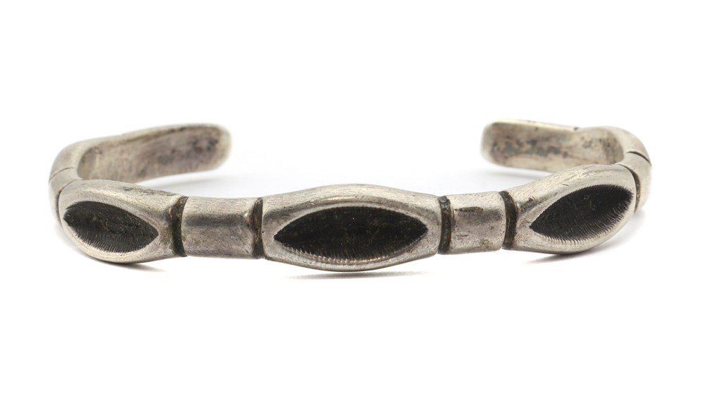 Navajo Sterling Silver Bracelet c. 1960s, size 6.5