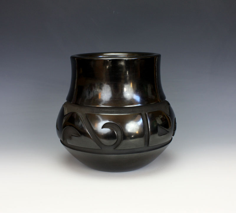 Santa Clara Pueblo Indian Pottery Carved Black Jar - Daryl Whitegeese